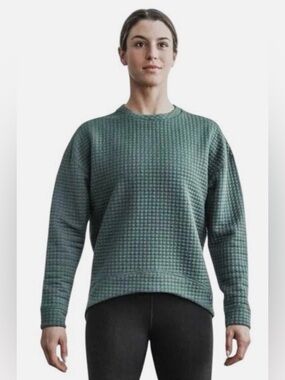 NOBULL Quilted Pullover